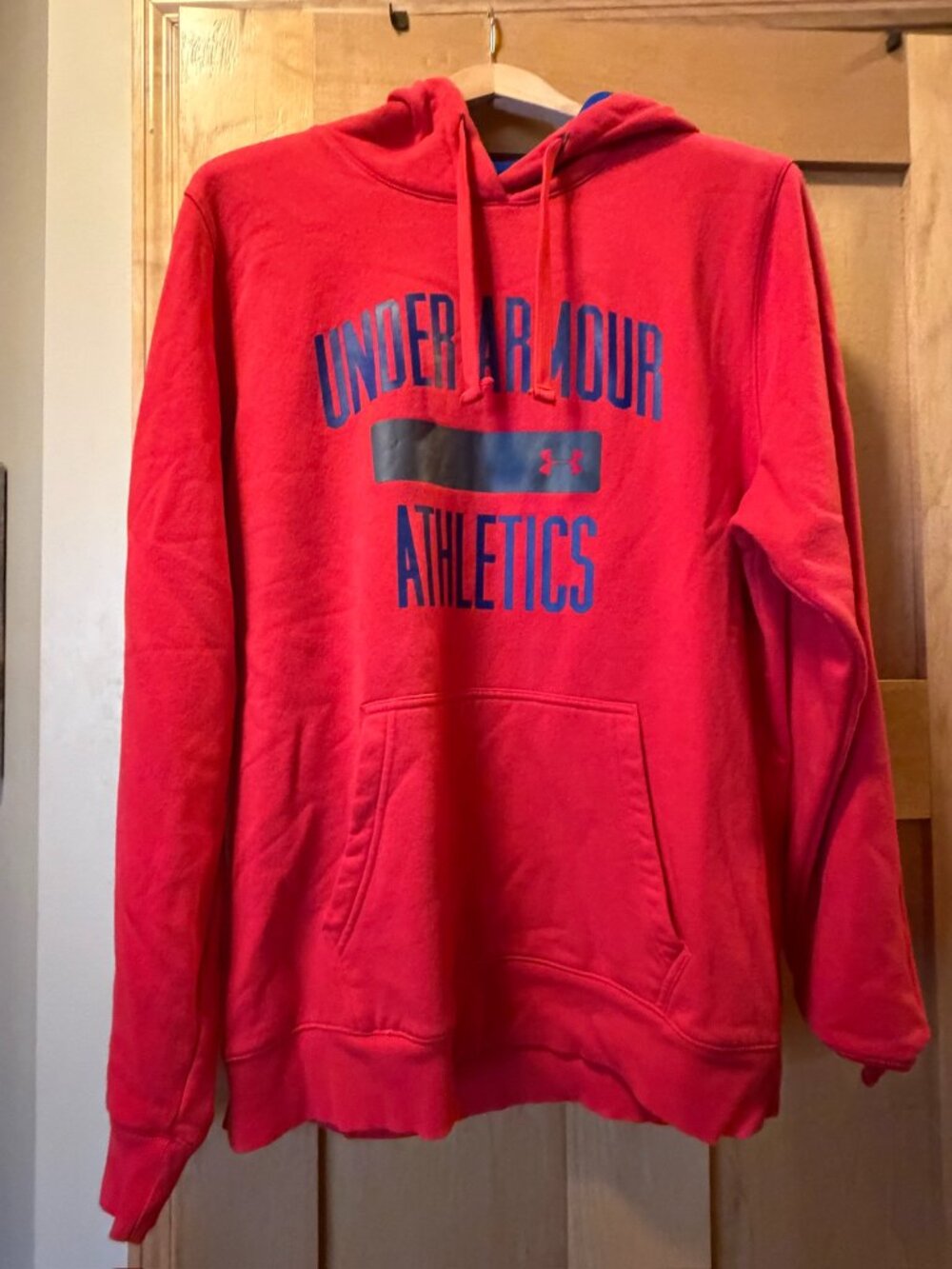 Under Armour Athletics Red Hoodie Sweatshirt LARGE